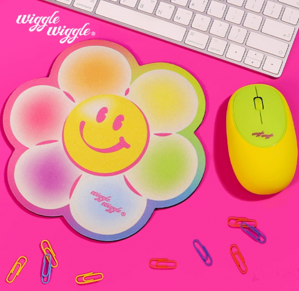 wiggle wiggle无线鼠标静音女生可爱硅胶解压便携办 wiggle wiggle无线鼠标静音女生可爱硅胶解压便携办